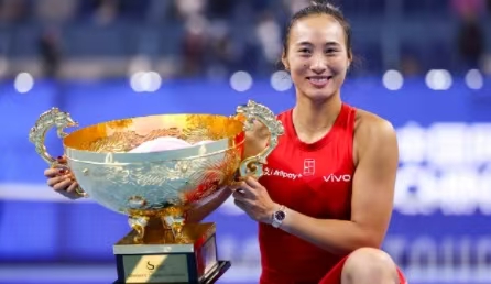 祝贺！郑钦文首夺中网女单冠军